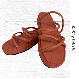 A NEW DAY Women’s Size 11 Sandals Shoes Platform Apricot Orange Strappy NWT Dory